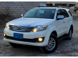 TOYOTA. FORTUNER.GX. 2012 ◼️تويوتا فورشينر ٢٠١٢ ◼️الشركه المصدره خليجي  ◼️اللون ابيض  ◼️المديل 2012  TOYOTA. FORTUNER.GX. 2012 ◼️تويوتا فورشينر ٢٠١٢ ◼️الشركه المصدره خليجي  ◼️اللون ابيض  ◼️المديل 2012